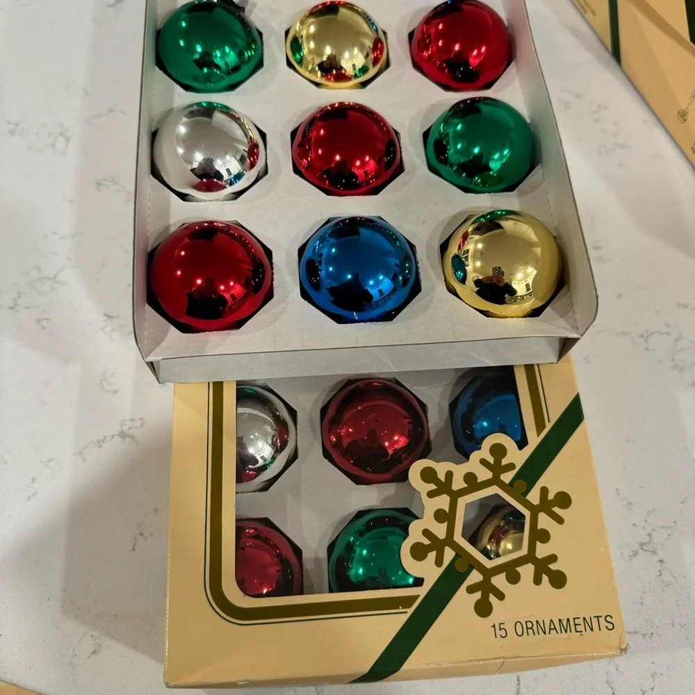 Vintage | PYRAMID | Decorative Christmas Tree Ornament 2/ box 15 ornament